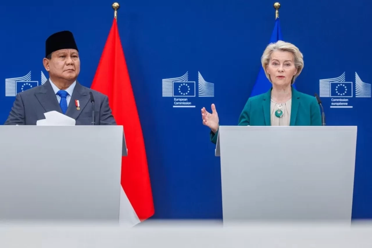 AB, ABD’nin gümrük vergilerine misilleme tedbirlerini 1 Ağustos’a erteledi