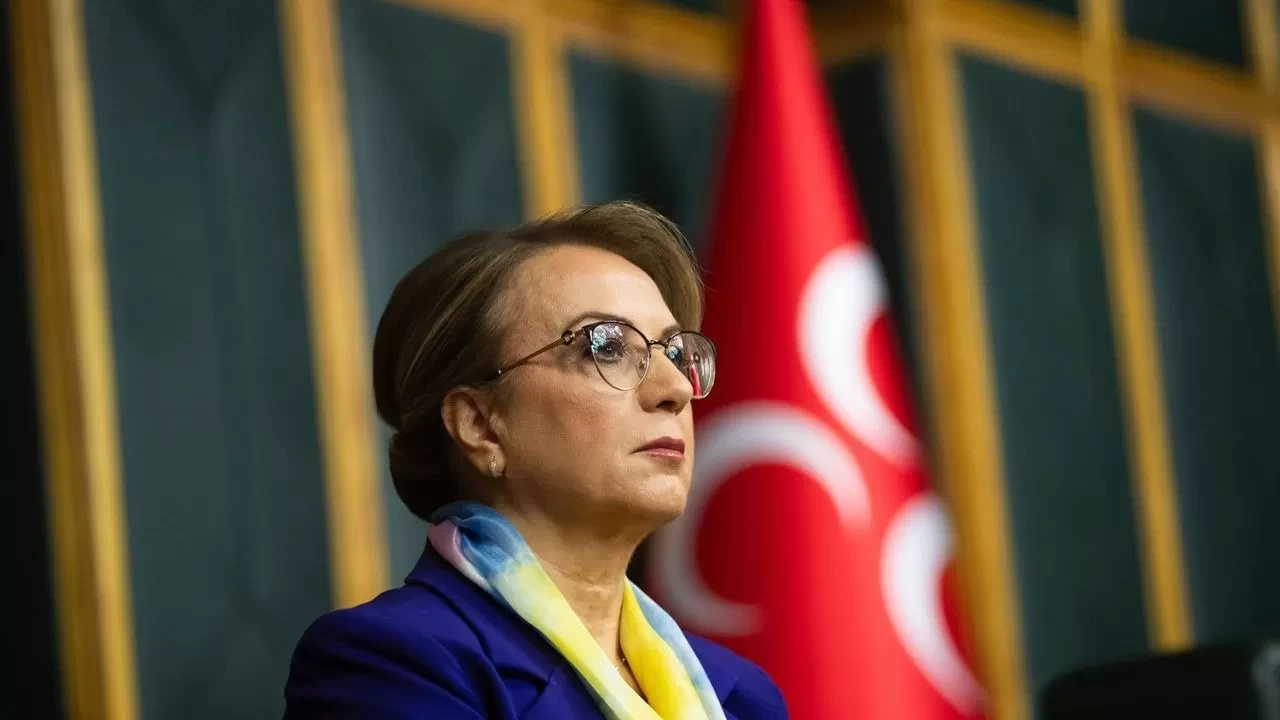 MHP’li Filiz Kılıç’tan 15 Temmuz Demokrasi ve Millî Birlik Günü mesajı: "Korkma! Yine bütün dünya karşımıza geçsin”