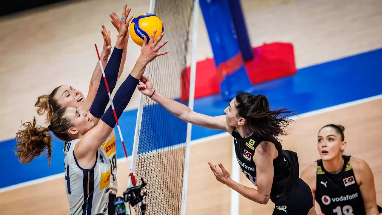 A Milli Kadın Voleybol Takımı, Milletler Ligi’nde İtalya’ya 3-2 mağlup oldu