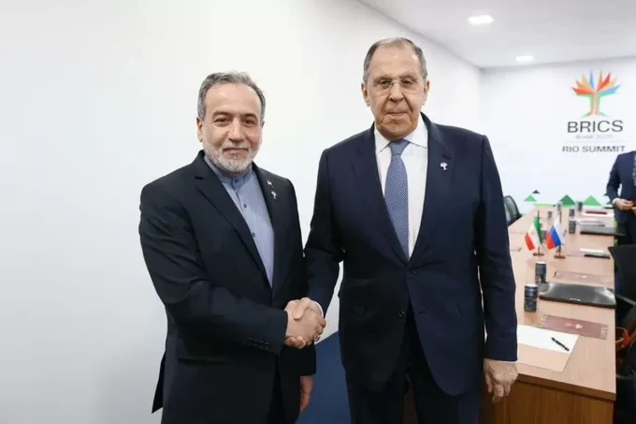 Rusya ile İran nükleer krizi görüştü