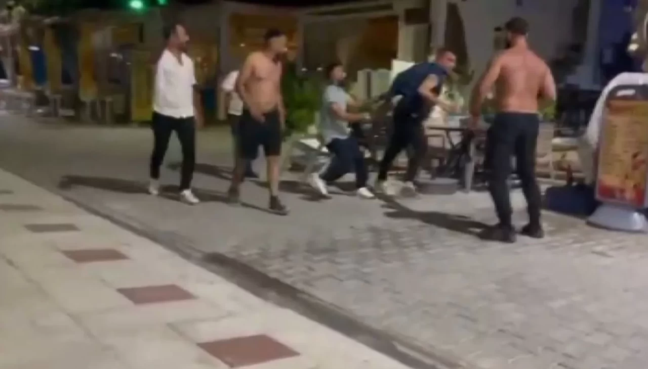 Esnafı silahlı vuran şahsı vatandaşlar yakalayıp darp etti