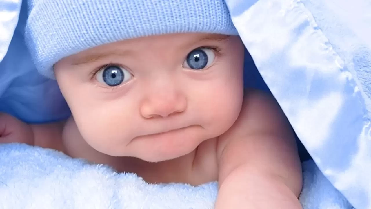 Alvin İsminin Anlamı Nedir, Alvin Ne Demektir? Kur’an’da Geçiyor Mu?