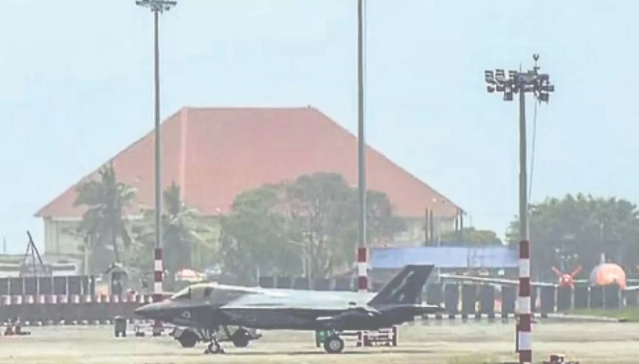 F-35 krizi: İngiliz savaş uçağı Hindistan’da mahsur kaldı