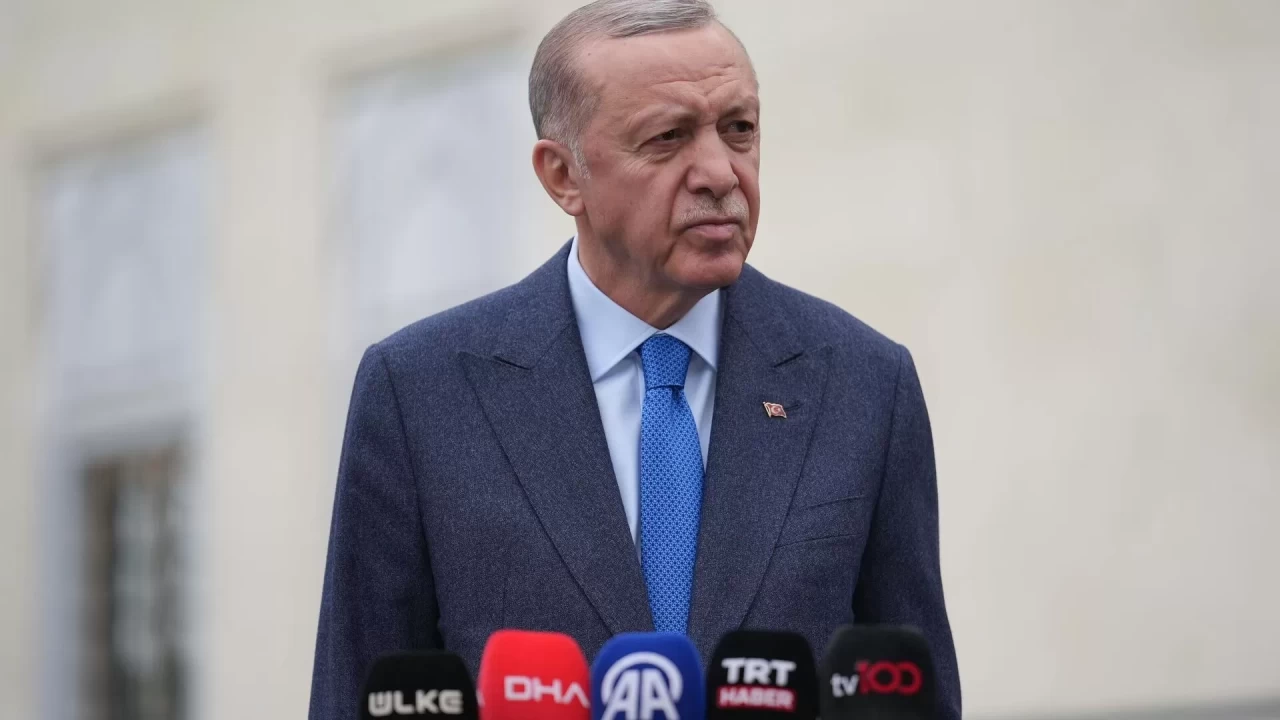 Cumhurbaşkanı Erdoğan, Pezeşkiyan ile bir araya geldi