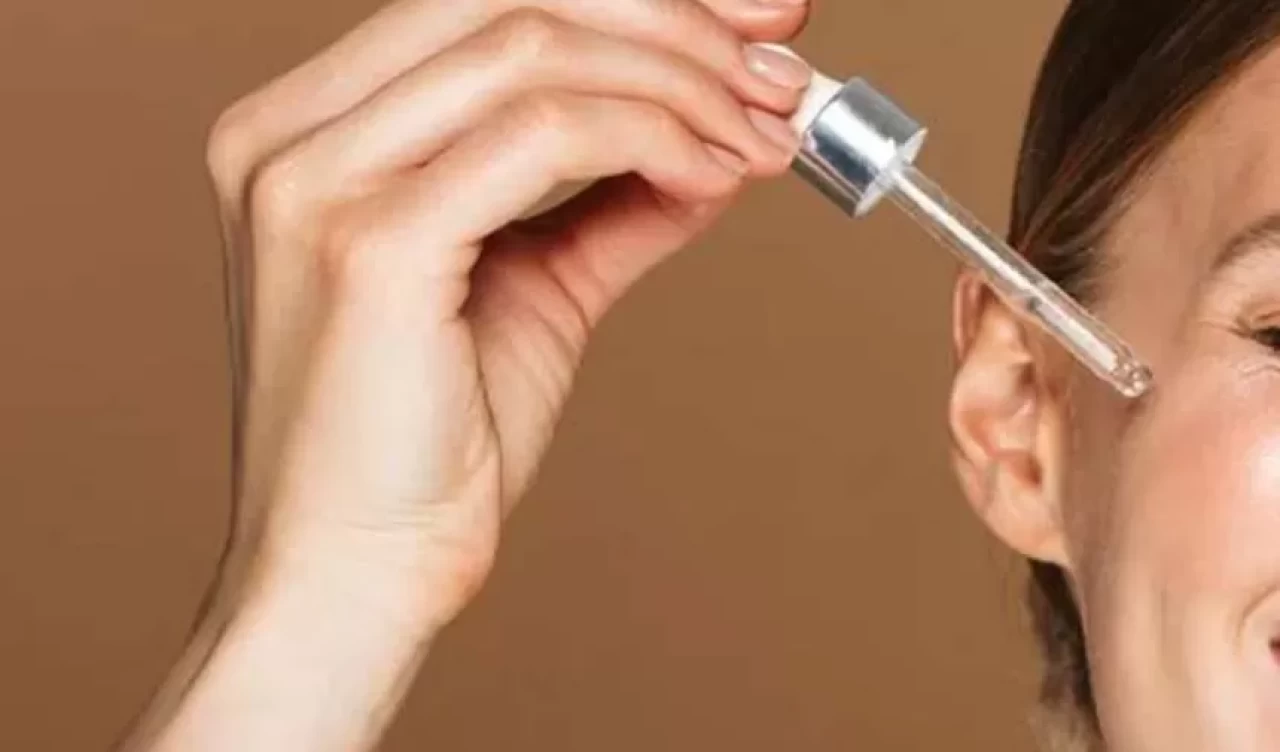 Dermatologların önerdiği en iyi hyaluronik asit serumları