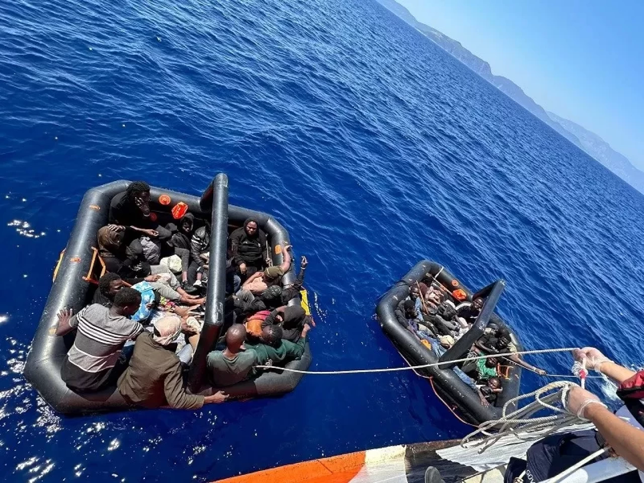 Aydın’da 22 düzensiz göçmen kurtarıldı