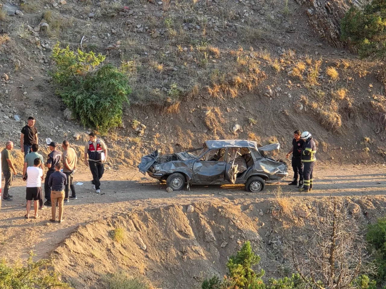 Adana'da korkunç kaza: Uçuruma yuvarlanan otomobilde ölü sayısı 2'ye yükseldi