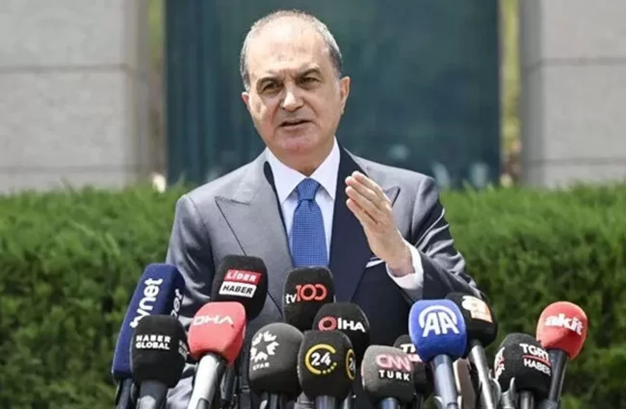 Ömer Çelik'ten Özgür Özel'e "cunta" tepkisi: Demokratik siyaseti bilmiyor