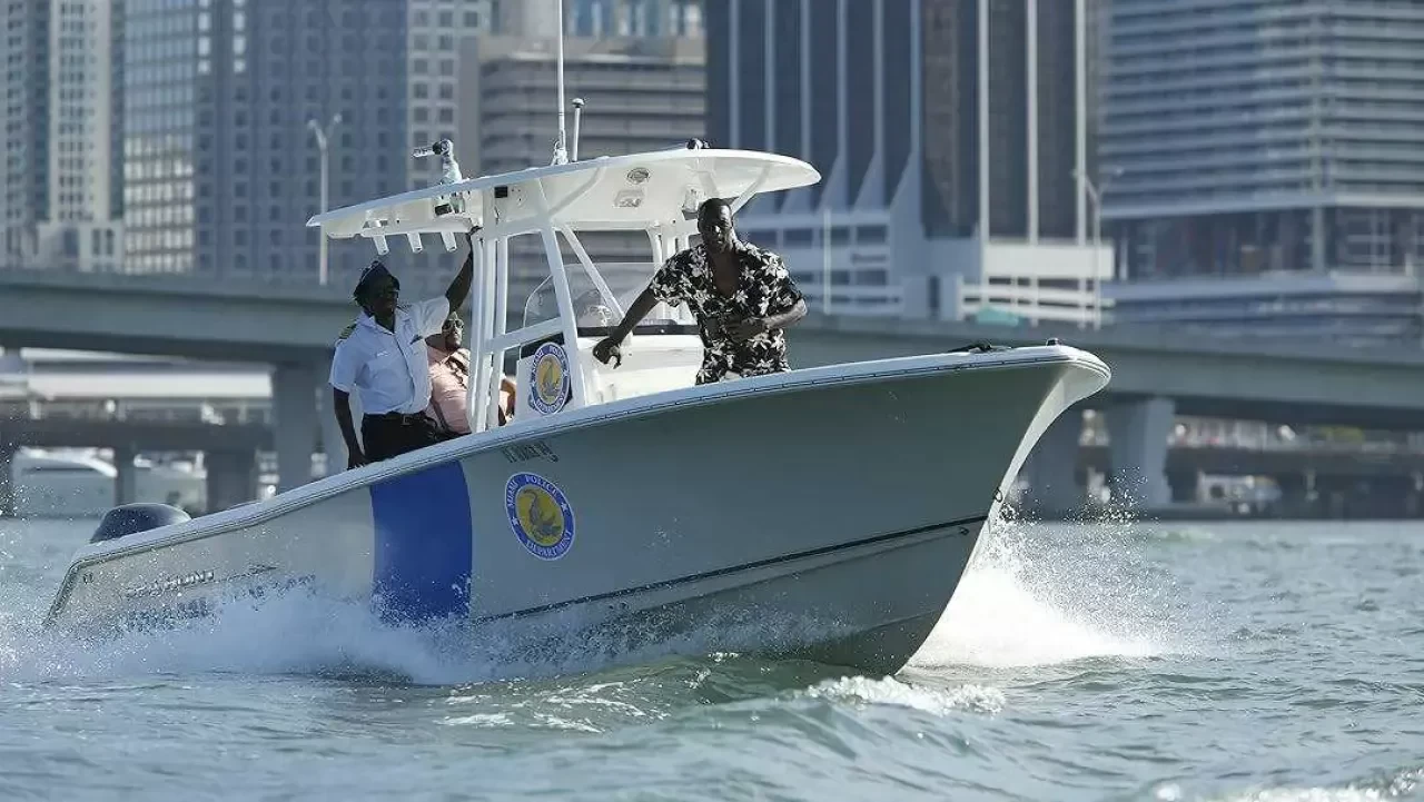 Belleville Polisi filminin konusu nedir? Oyuncu kadrosunda kimler yer alıyor?