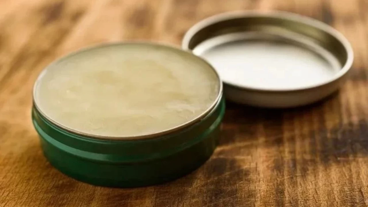 Diz ağrılarını geçiren o yağı Canan Karatay açıkladı!