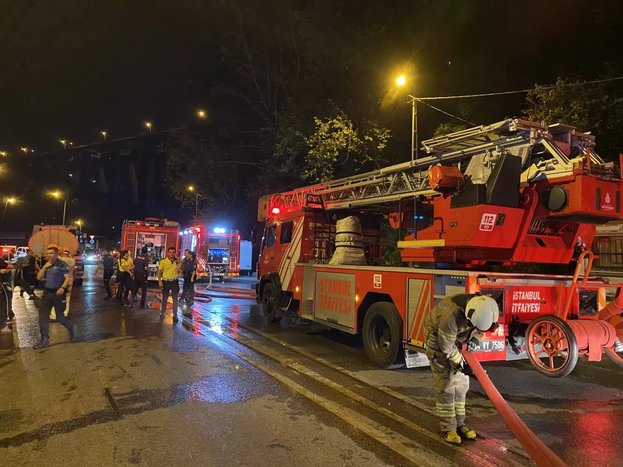 Beykoz’da ağaçlık alanda çıkan yangın söndürüldü