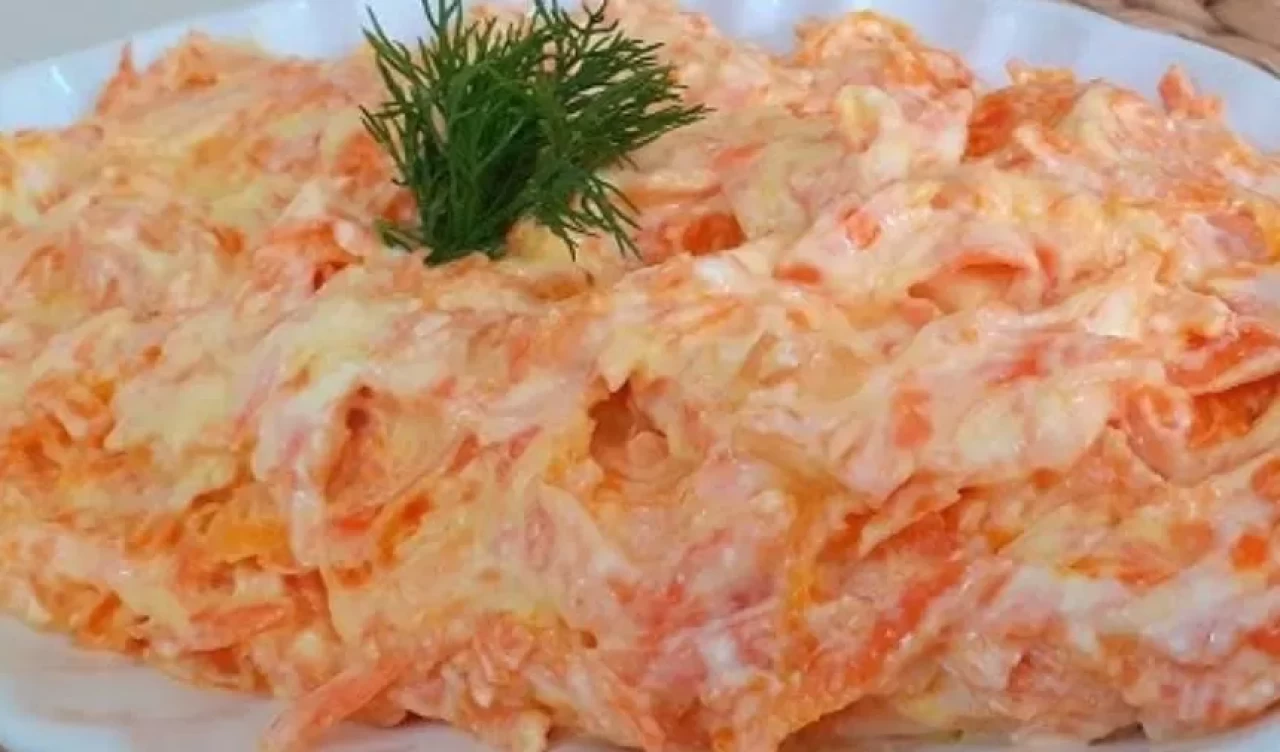 Lifli ve probiyotikli! Kan şekerine dost yoğurtlu havuç salatası tarifi