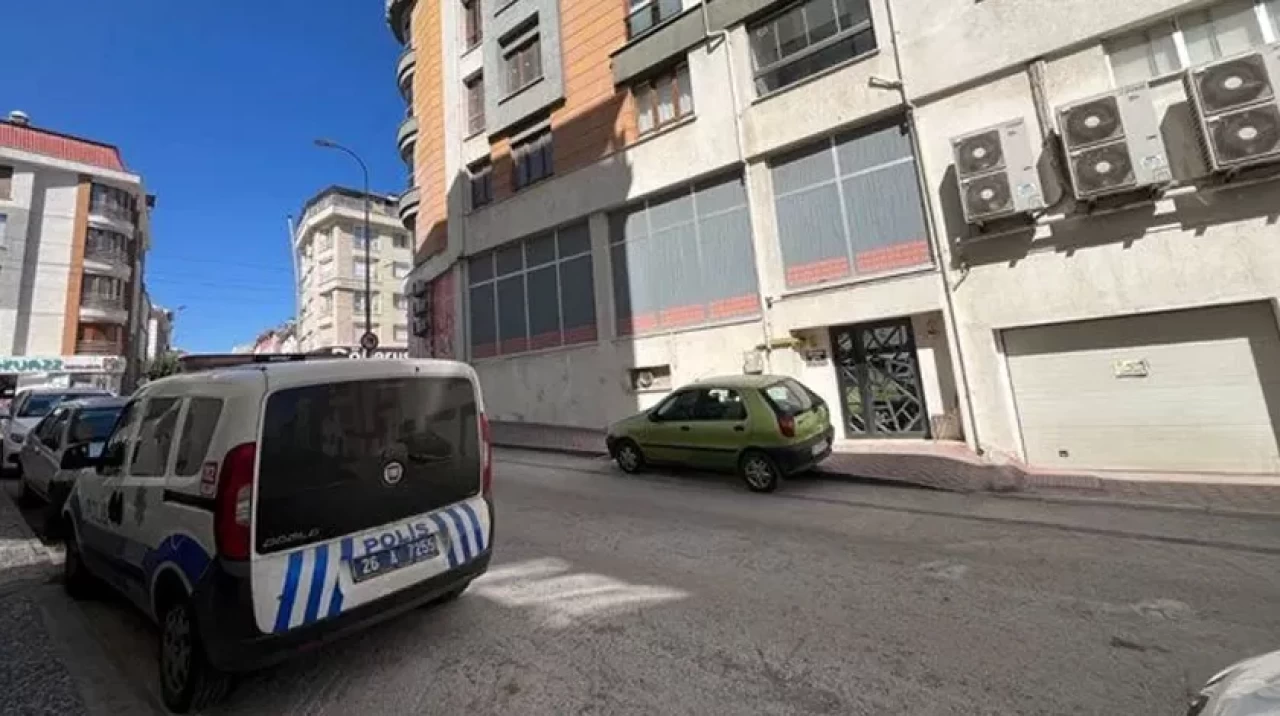 Eskişehir’de ilginç ihbar! “Apartmanda bebek var” dedi, gerçek sonradan ortaya çıktı
