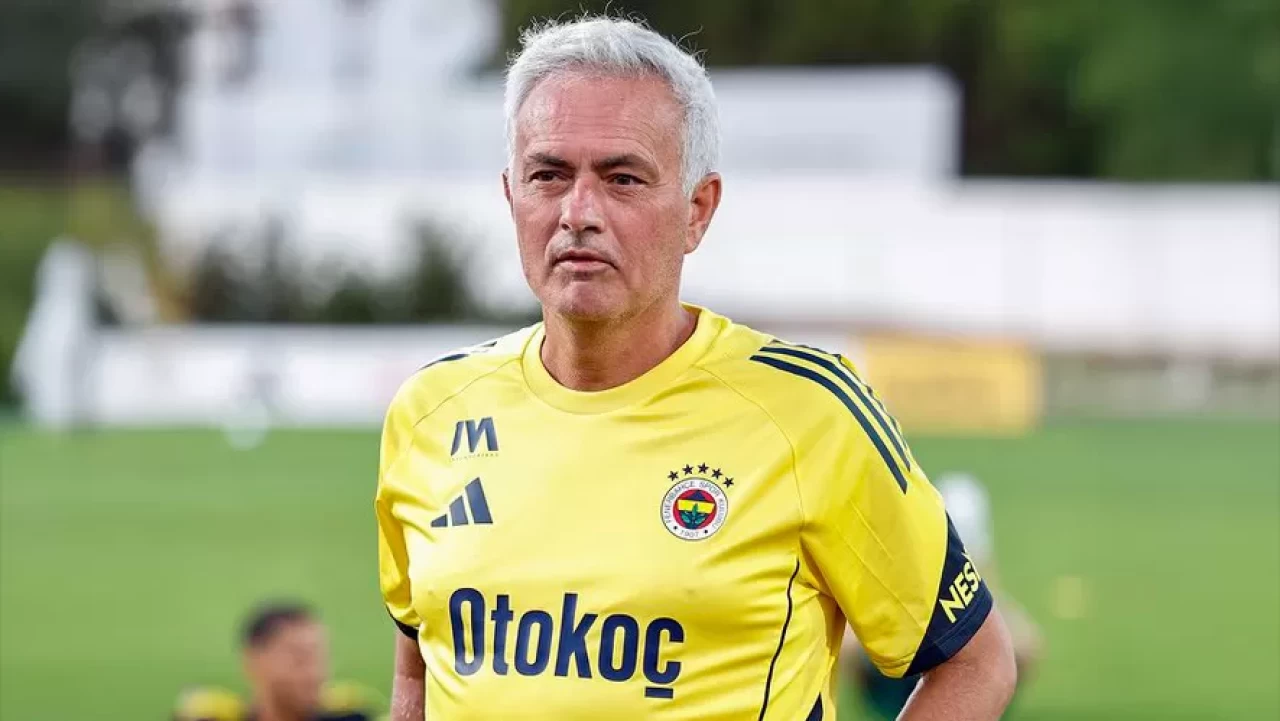 Fenerbahçe, ilk hazırlık maçına eksiklerle çıktı: Archie Brown ilk 11’de