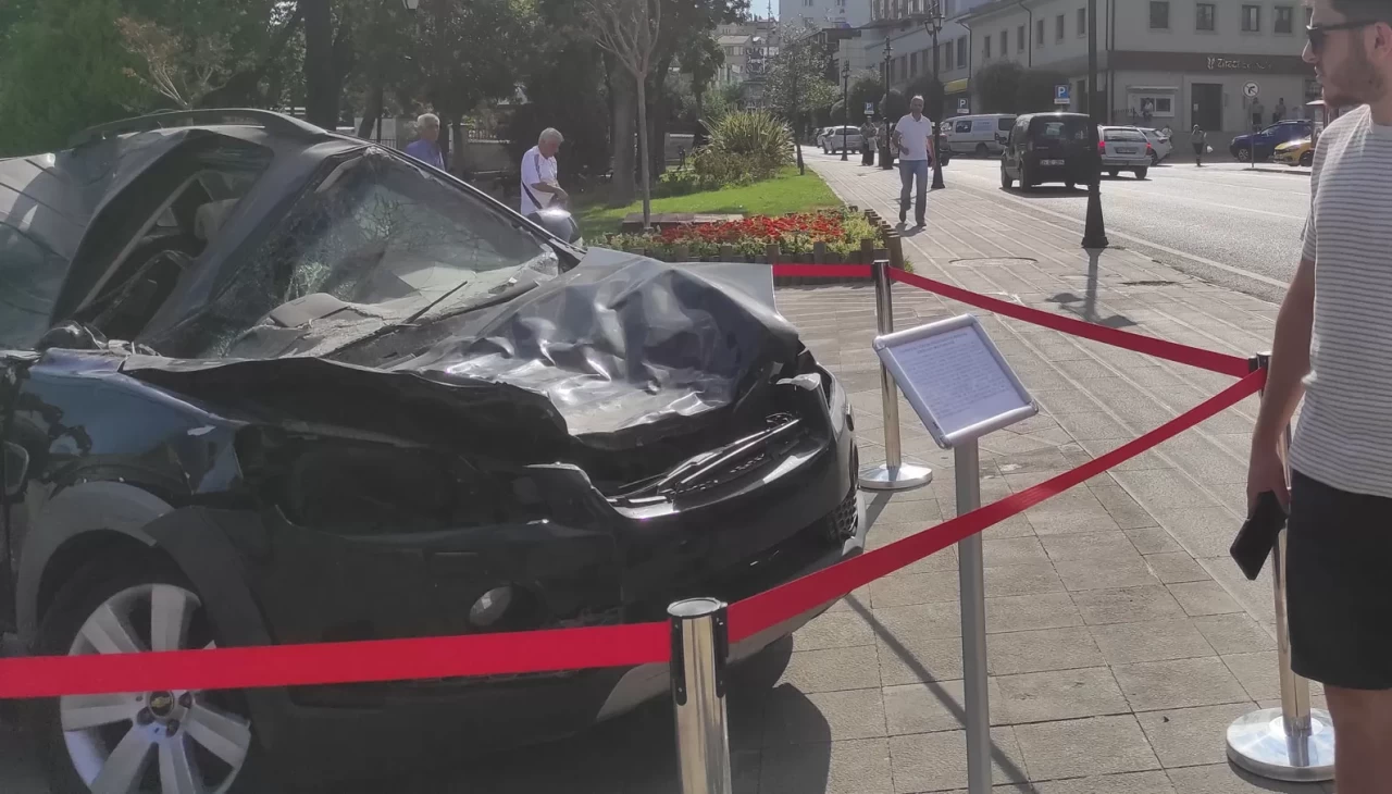 15 Temmuz gecesinin simgesi oldu: Tankın ezdiği otomobil Tekirdağ'da sergileniyor