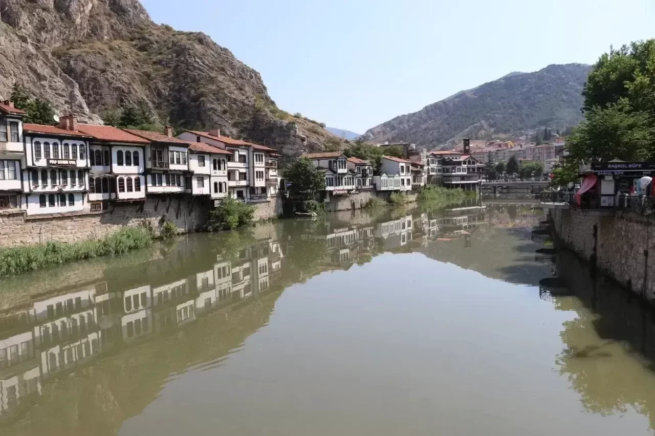 Son 25 yılın rekoru: Amasya'da hava sıcaklığı 44,9 derece