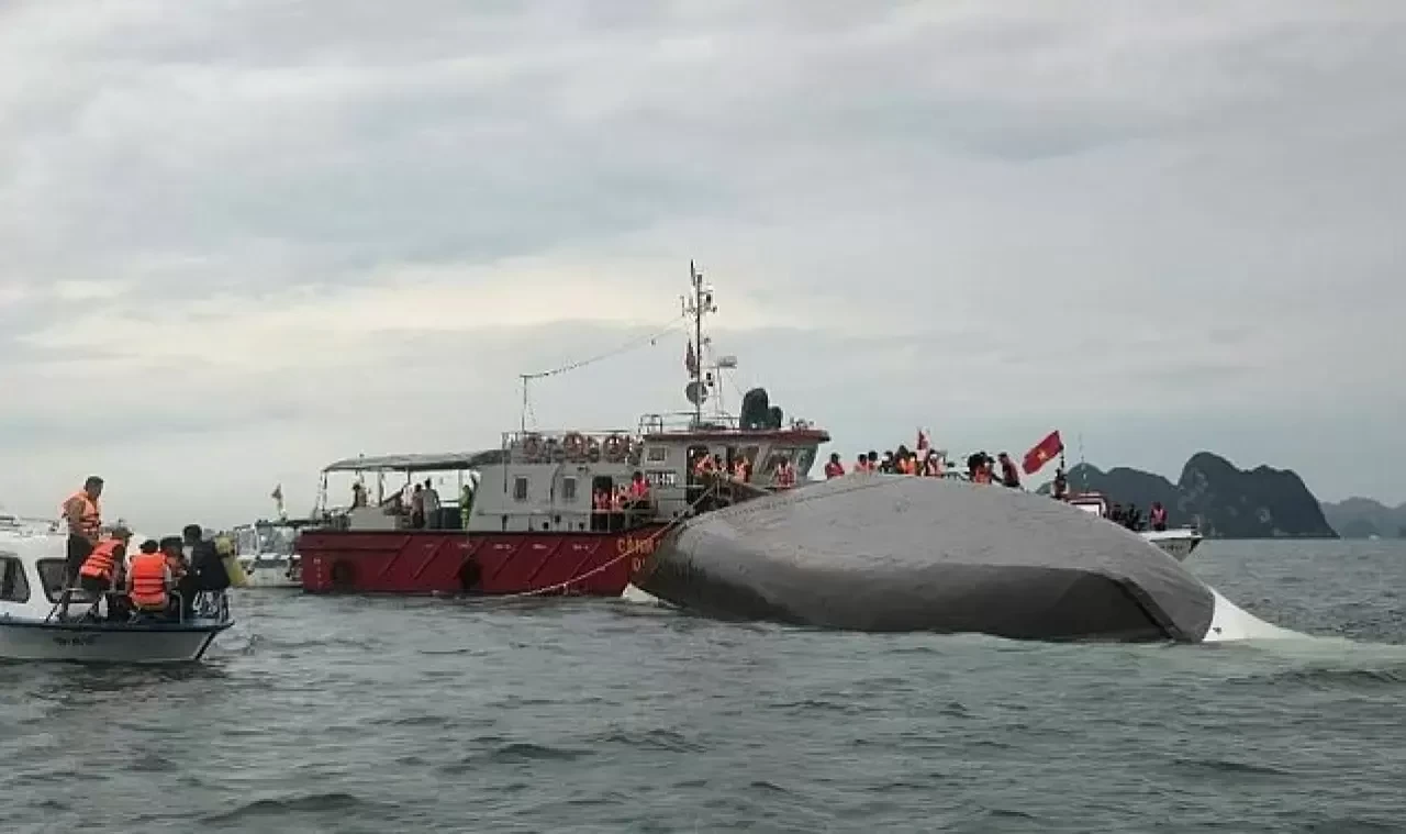 Vietnam'daki tekne kazasında ölenlerin sayısı 37'ye yükseldi