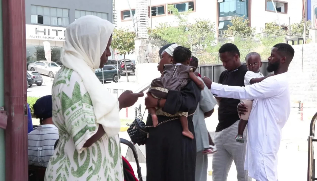 Fatih'te gelin arabası dehşet saçtı! Gine uyruklu 3 yaşındaki çocuk hayatını kaybetti