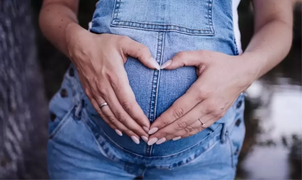 Rüyada 9 Aylık Hamile Olduğunu Görmek Ne Anlama Gelir?