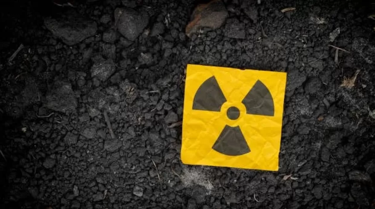 Nükleer tesis üzerinde 3 gizemli drone! Ülke alarma geçti!