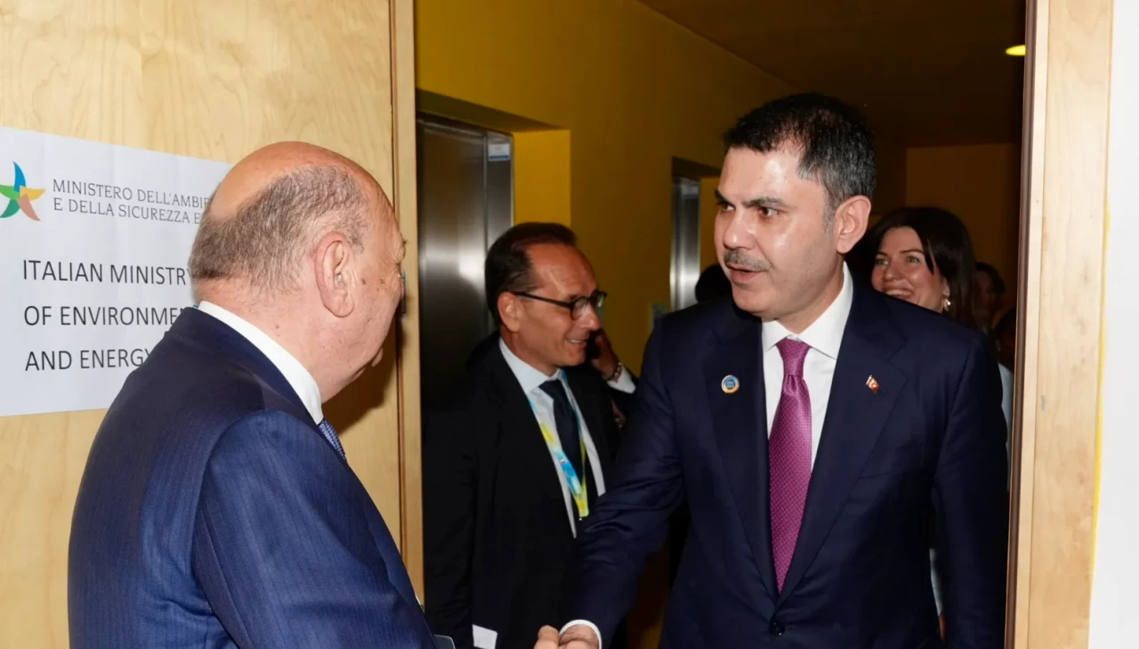 Bakan Kurum, İtalya'da temaslarına devam ediyor