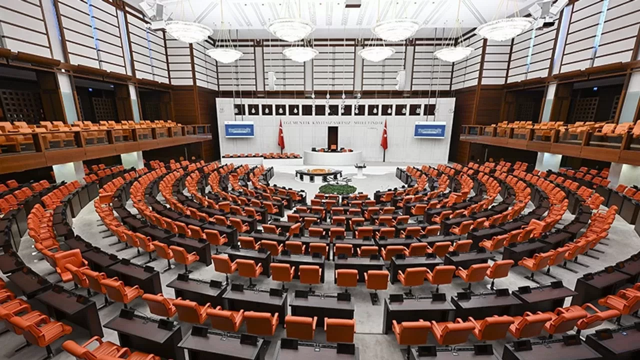 DEM Parti'nin komisyon üyeleri belli oldu!