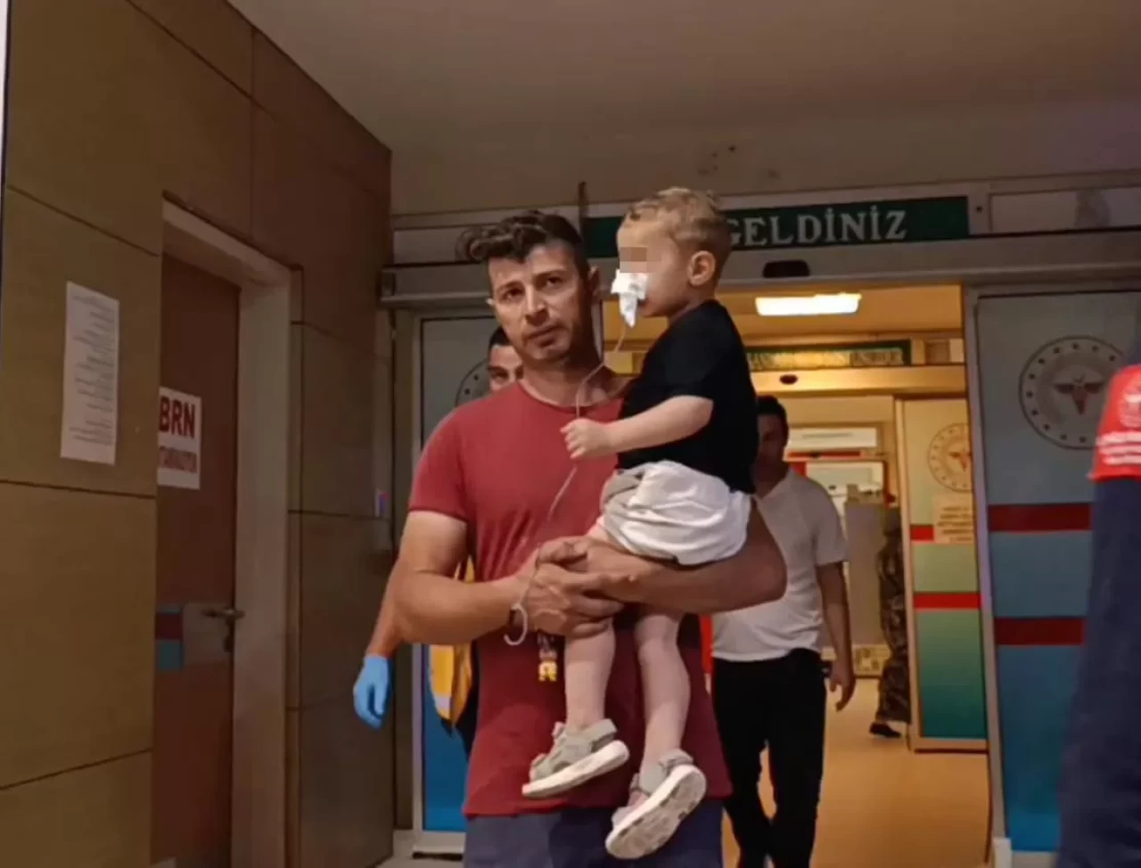 İlaçları şeker sanıp yutan 2 yaşındaki çocuk hastanelik oldu