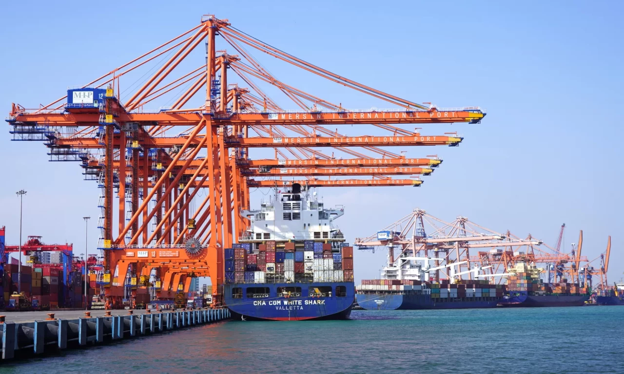 Doğu Akdeniz ihracatta yükselişte: Bölge 2025’in ilk yarısında 4,8 milyar doları aştı