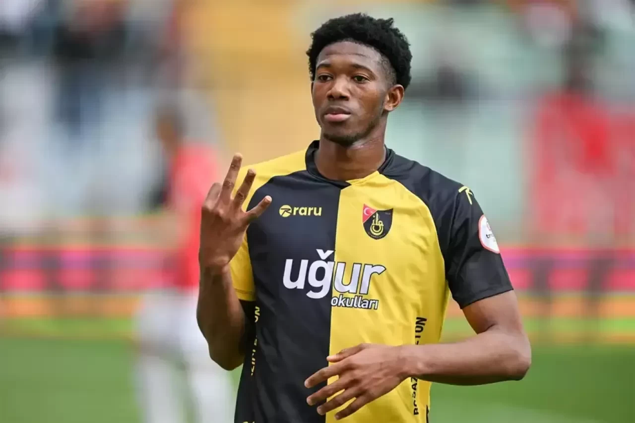 Feyenoord, İstanbulspor'dan Gaoussou Diarra'yı transfer etti