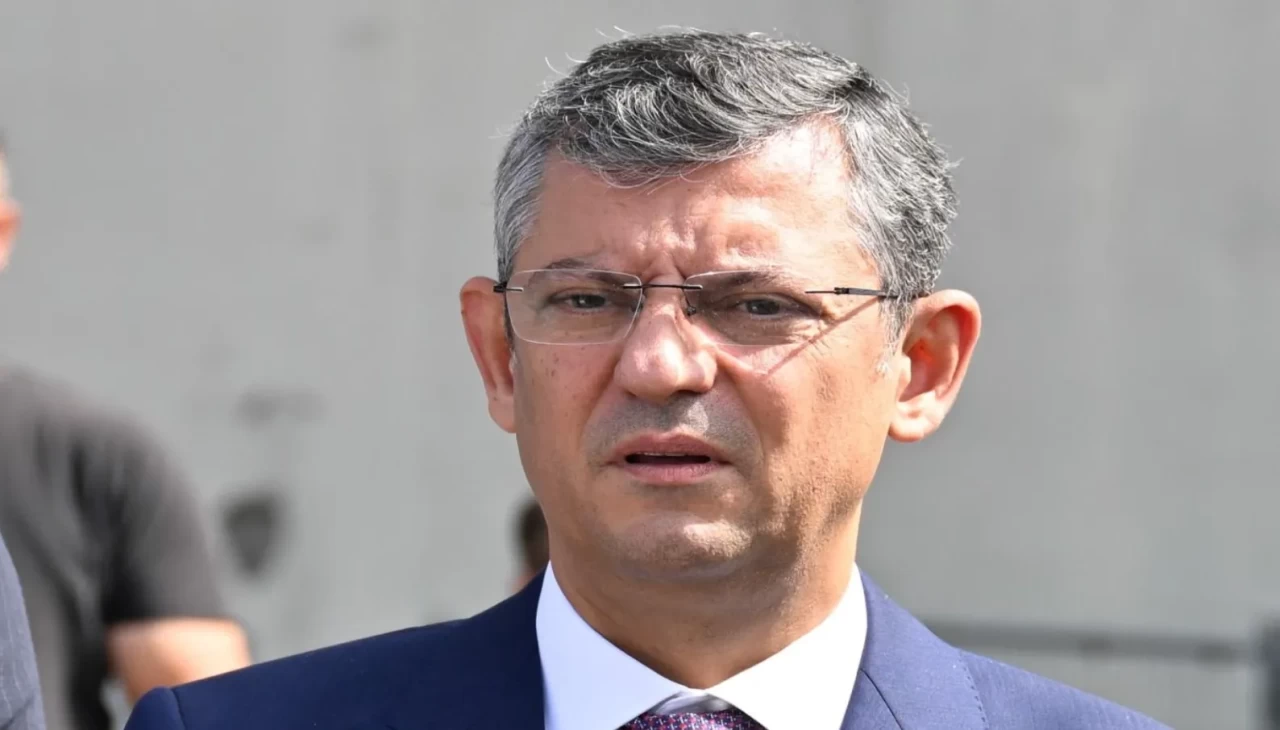 Özgür Özel, 'Partimize iktidar darbe yapıyor' dedikçe, iddiaların altından CHP'liler çıkıyor