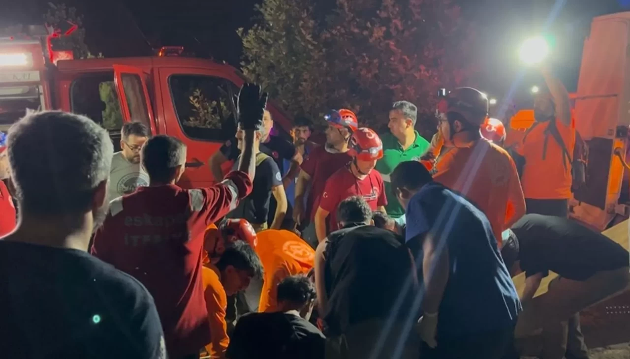 Bursa’daki yangına gönüllü geldiler, uçurumda can verdiler