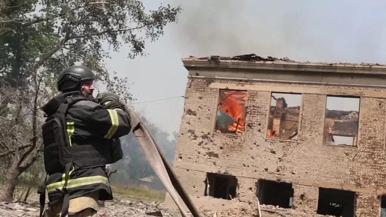 Ukrayna: Rusya Kostiantynivka kentinde okulu hedef aldı