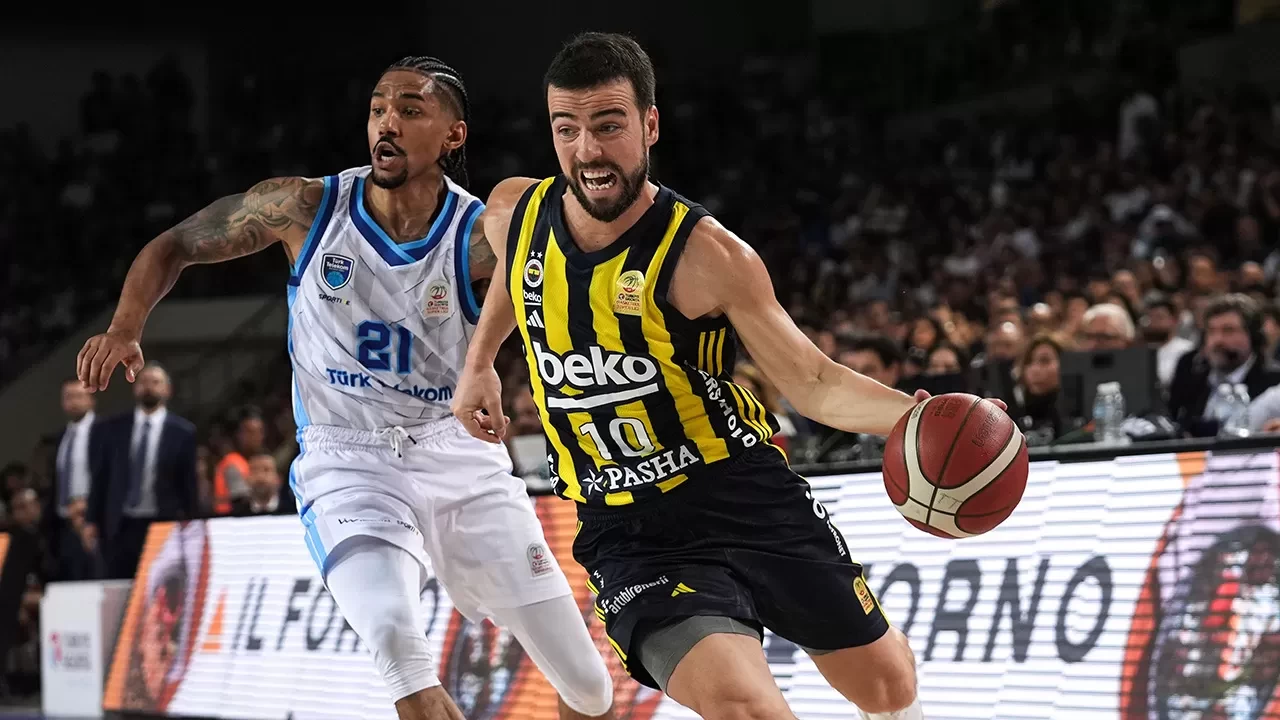 Fenerbahçe Erkek Basketbol Takımı, Melih Mahmutoğlu ile sözleşme uzattı
