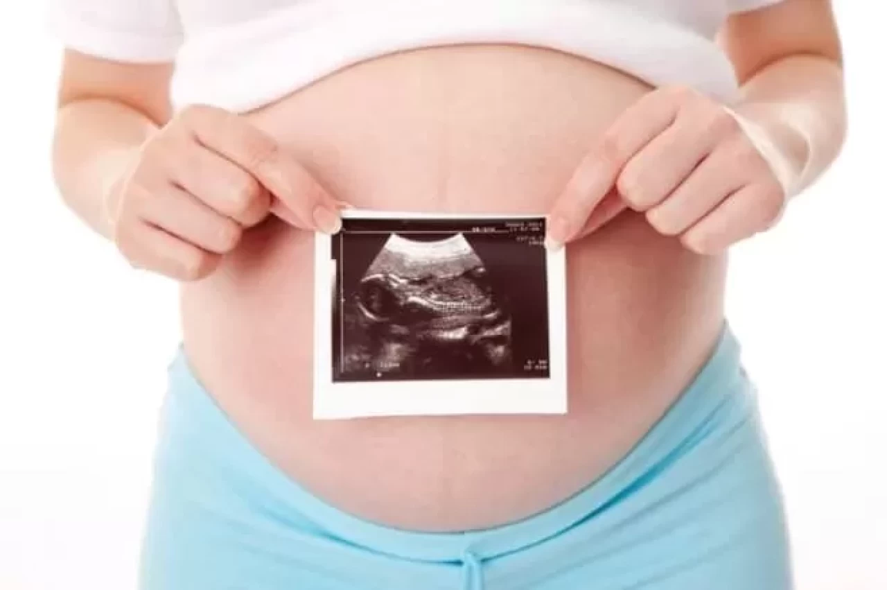 Erkek bebek bekleyen anne adaylarında görülen 5 ilginç belirti!