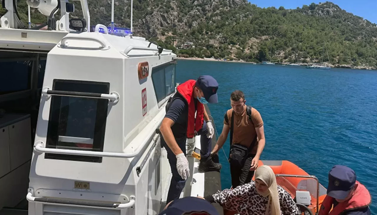 Marmaris’te karada 21 düzensiz göçmen yakalandı