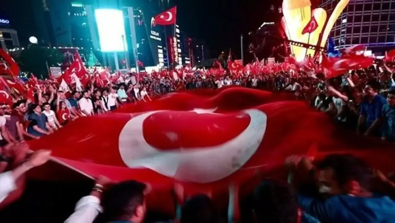 14 Temmuz yarım gün mü? 15 Temmuz Resmi Tatil mi?