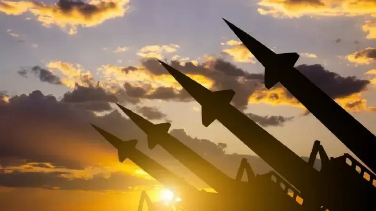 Dünyada nükleer silahlara 2024'te dakikada 190 bin dolar harcandı