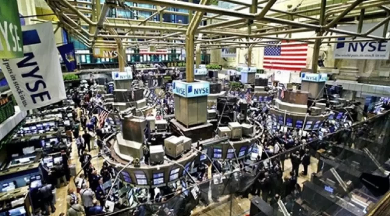 New York borsası yükselişle açıldı: İstihdam verileri beklentileri aşarak işsizlik oranını düşürdü