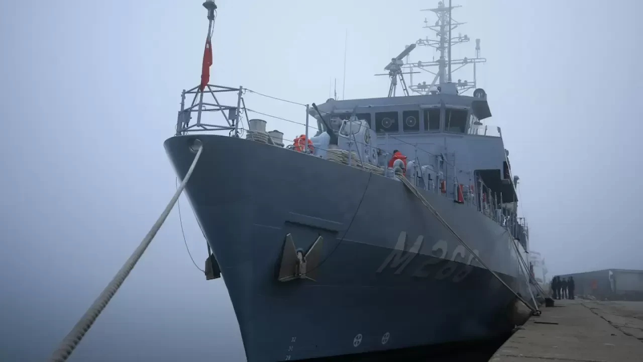 Mayın tarama gemisi "TCG Amasra", Kırklareli'nde ziyarete açıldı