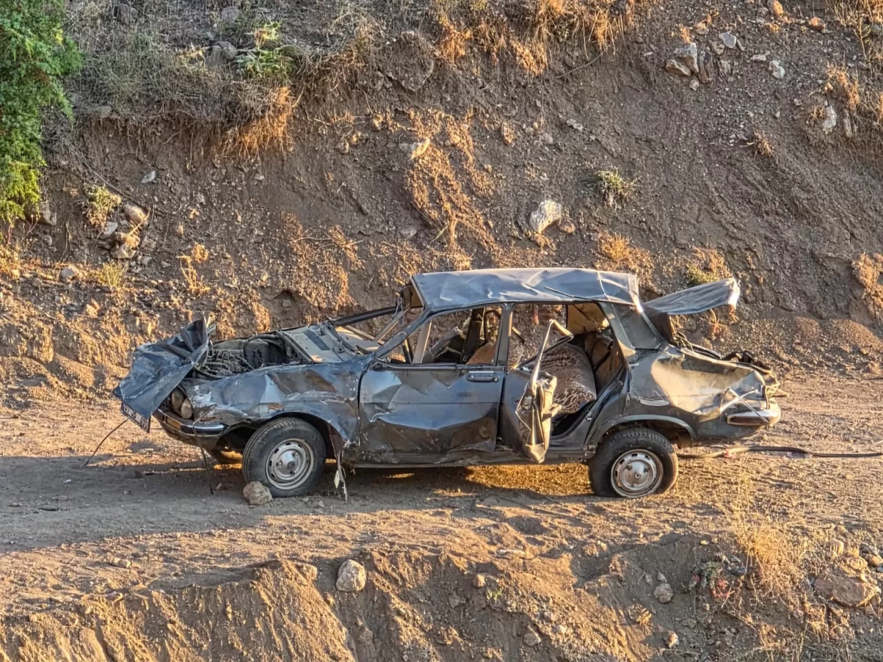 Adana'da uçuruma yuvarlanan araç faciaya neden oldu: 1 ölü, 7 yaralı