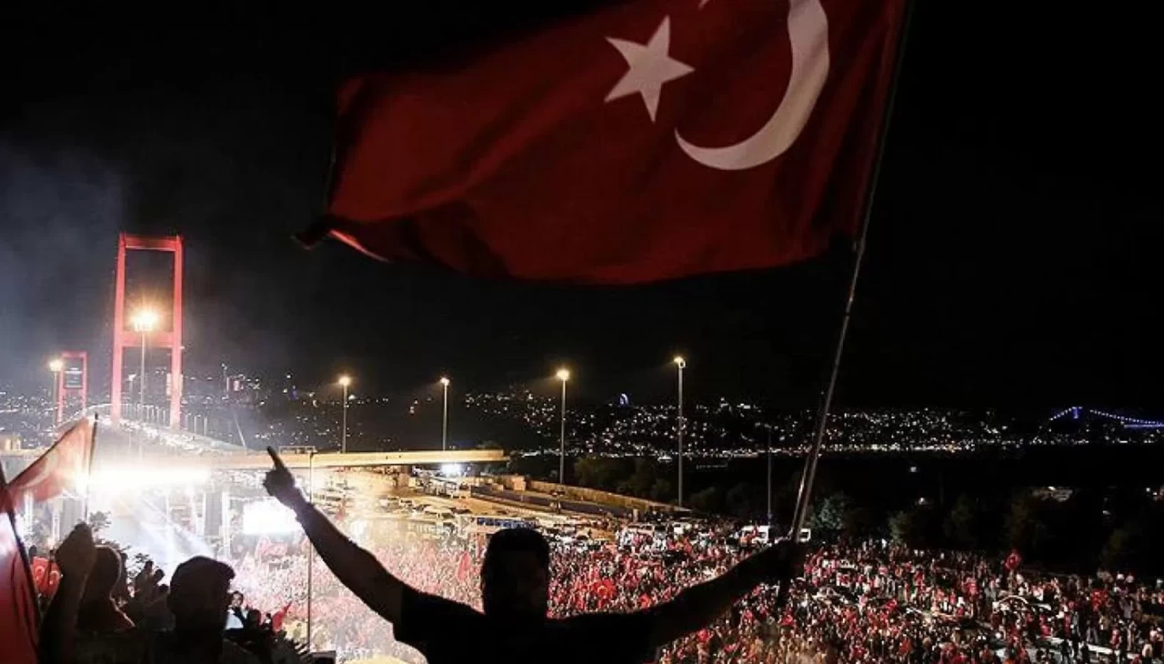 İletişim Başkanlığı'ndan 15 Temmuz kitabı paylaşımı: "Unutmadık unutturmayacağız"