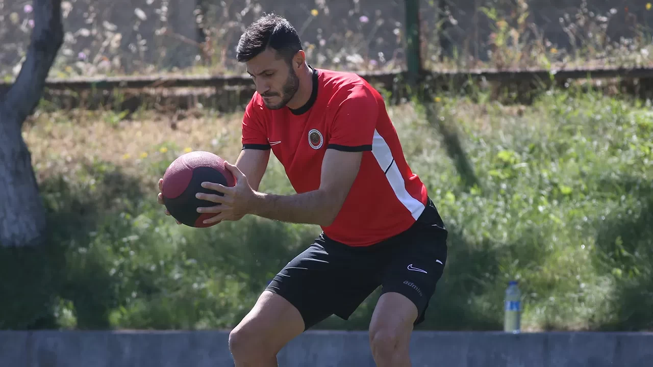 Gençlerbirliği kaptanı Sinan Osmanoğlu: “Süper Lig’de kalıcı olmanın zamanı”