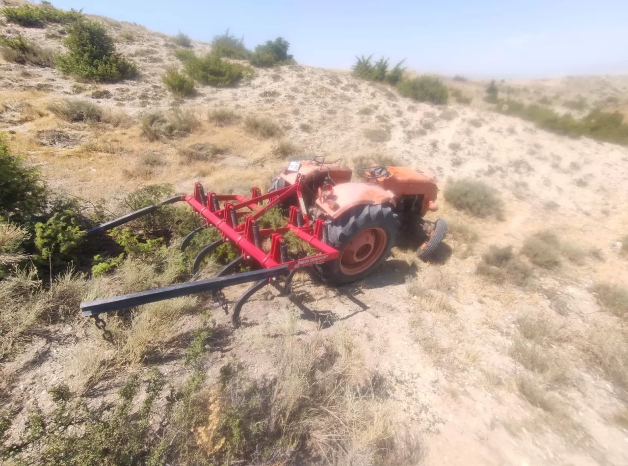 Ankara'da traktör devrildi: 1 ölü