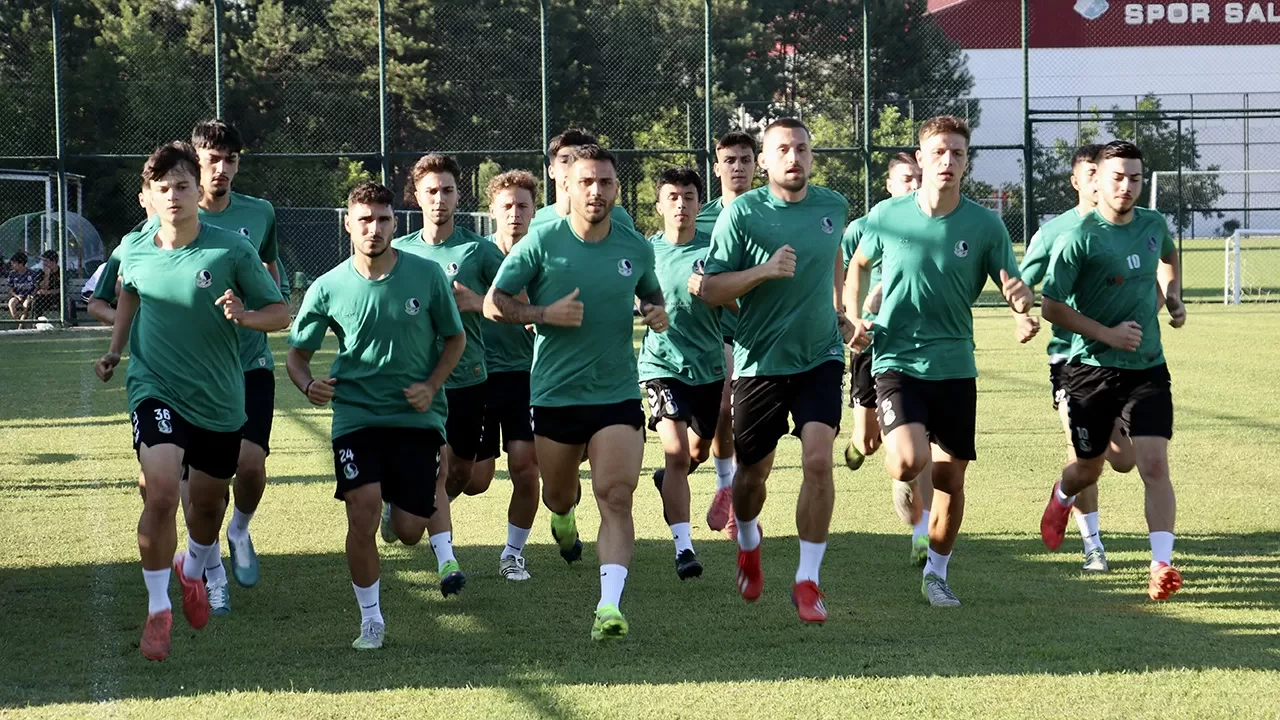 Sakaryaspor yeni sezon hazırlıklarını sürdürüyor