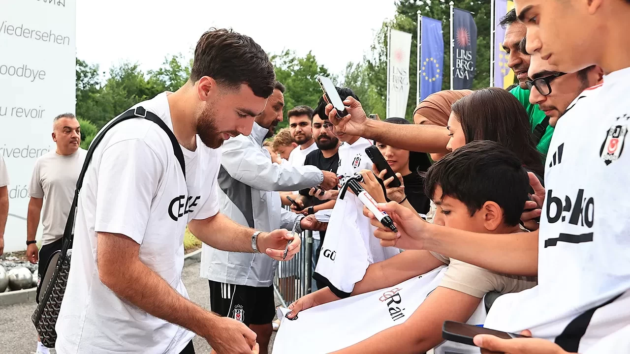 Beşiktaş'ın yeni transferi Orkun Kökçü, Avusturya kampına katıldı