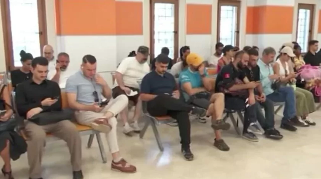 Nüfus müdürlüklerinde randevu krizi! Son iki güne girildi