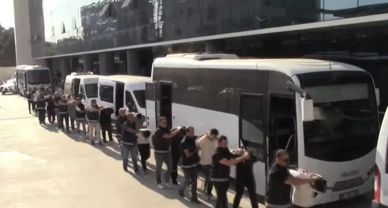 Bursa'da dev uyuşturucu operasyonu: 352 gözaltı, 327 tutuklama