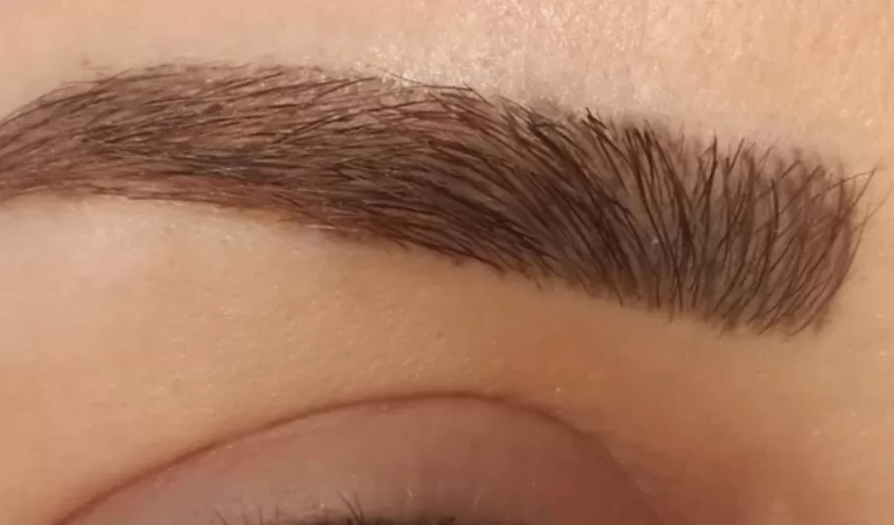 Microblading (Kıl tekniği) nedir, nasıl yapılır?