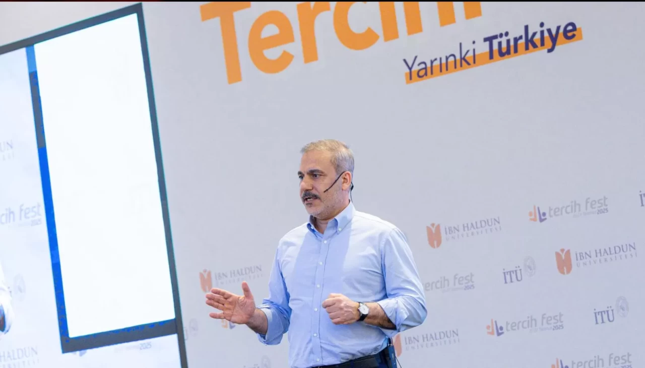 Bakan Fidan, TercihFest'te gençlerle bir araya geldi