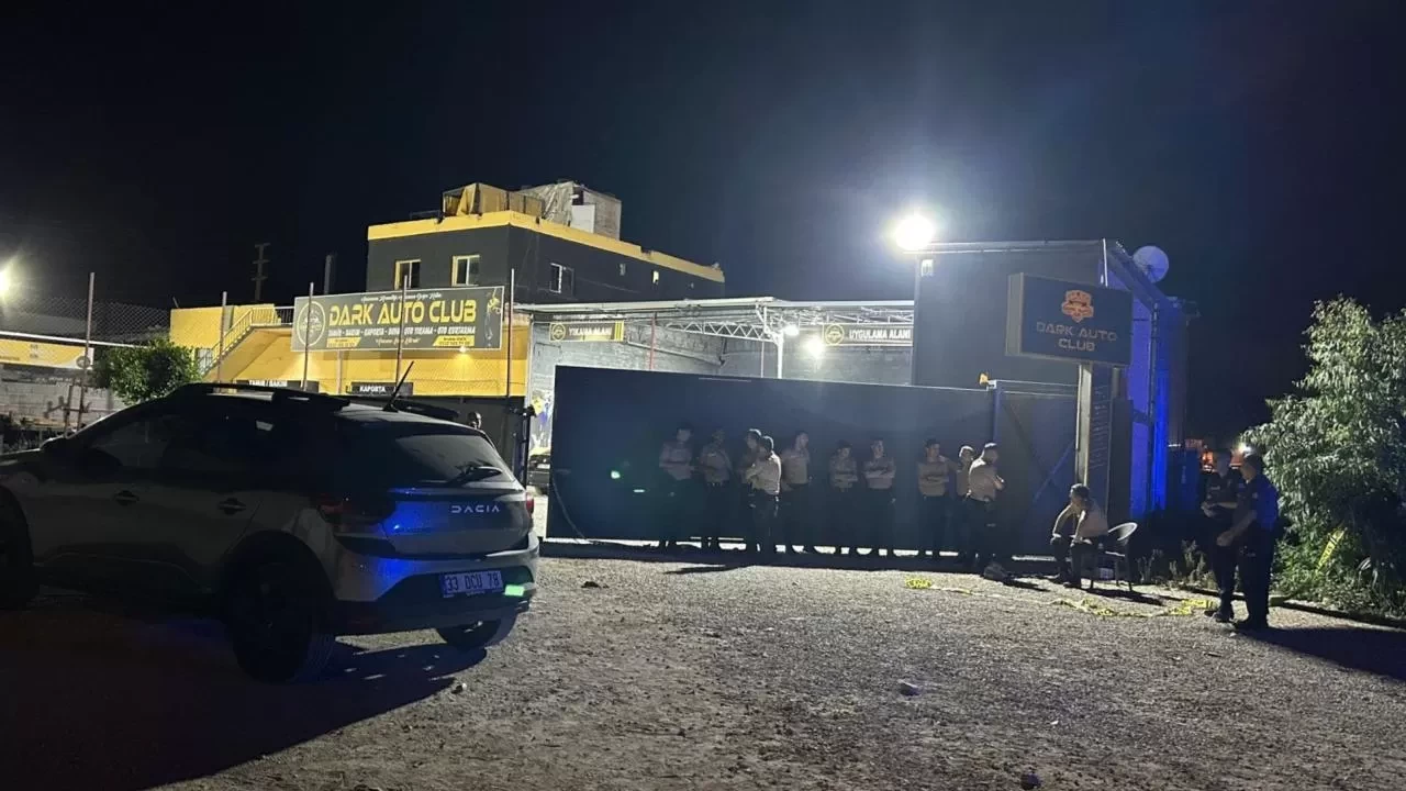 Mersin'de oto yıkamacıya silahlı saldırı: 1 ölü, 1 yaralı